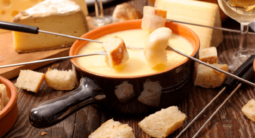 Al momento stai visualizzando Fonduta al formaggio – Svizzera