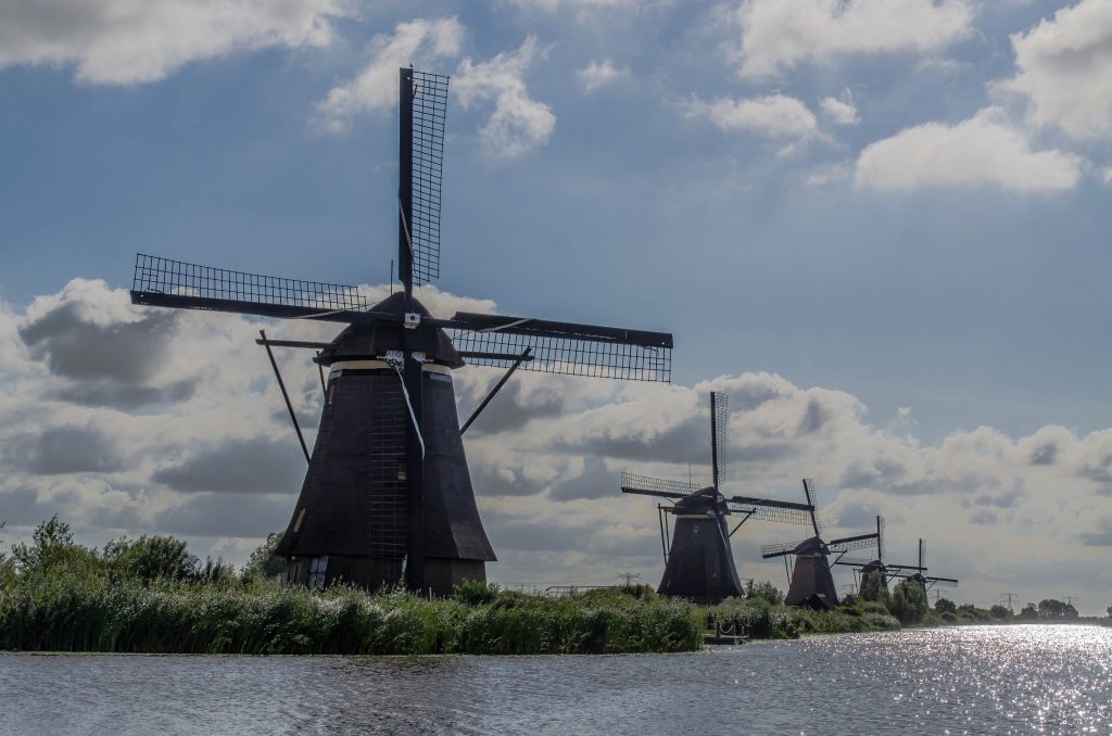 I mulini a vento di Kinderdijk 9 fila di mulini