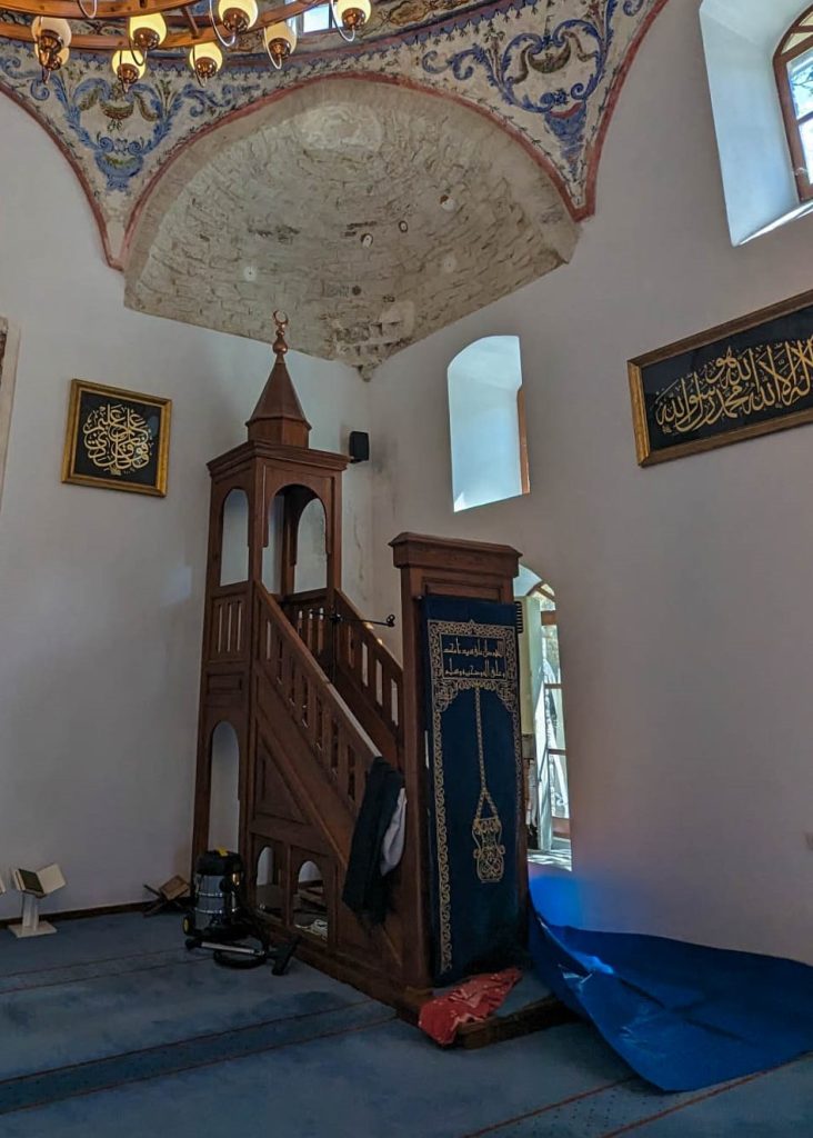 Scoprire Argirocastro: interno moschea