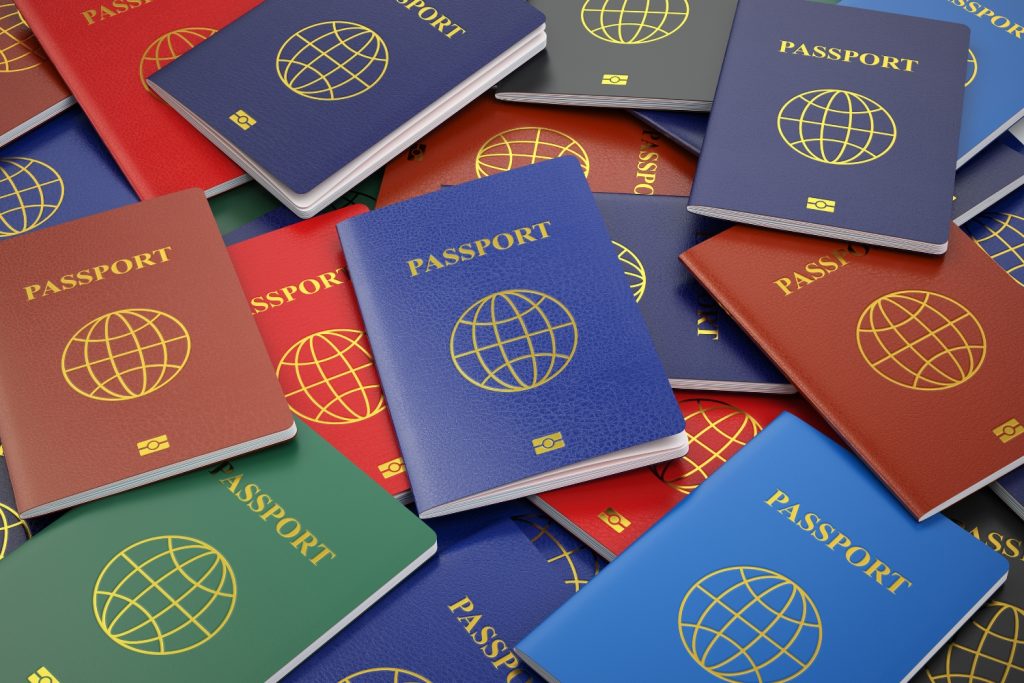 come fare il passaporto: tipi di passaporto